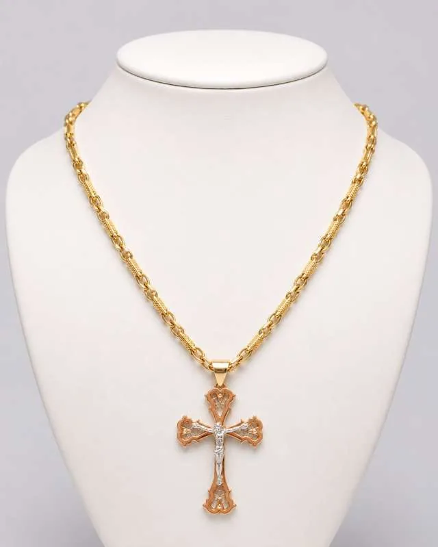 Collana con crocifisso tricolore in oro 18 kt
